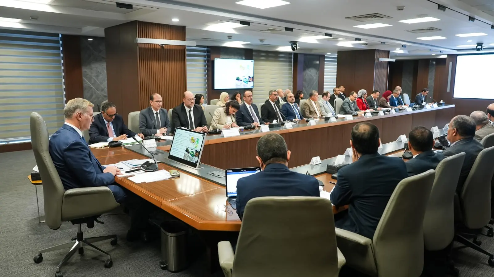 وزير-البترول-يعتمد-جمعية-الشركة-الفرعونية-للبترول